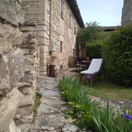 Feriehus La Casona Del Condado Cucho